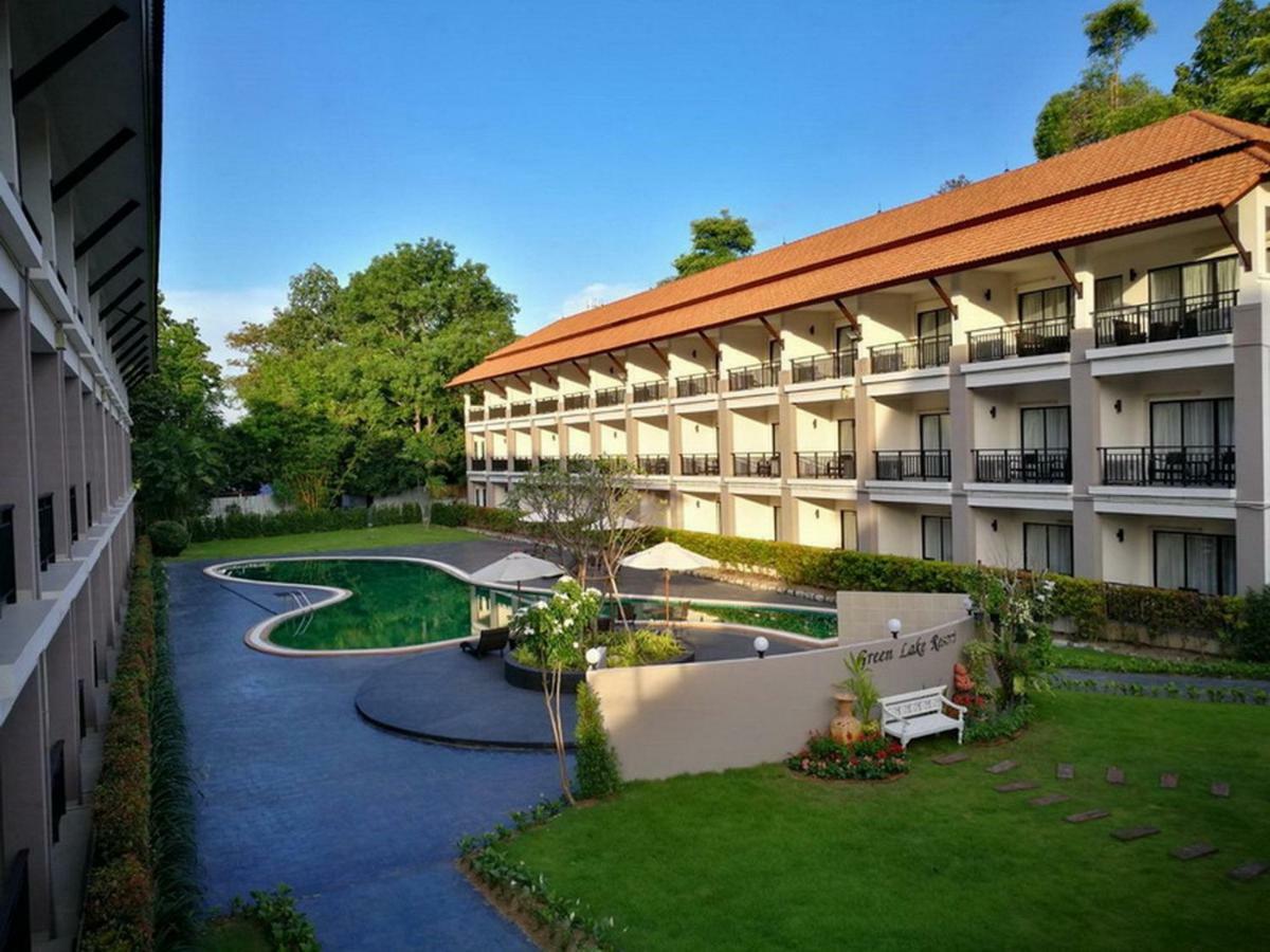 Green Lake Resort - Sha Extra Plus Certified Chiang Mai Exteriör bild